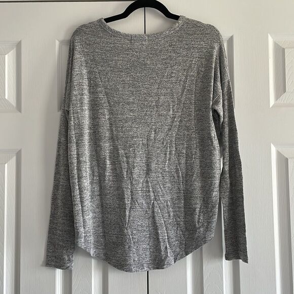 Rag & Bone Women’s Grey Light Weight Sweater - Picture 6 of 6